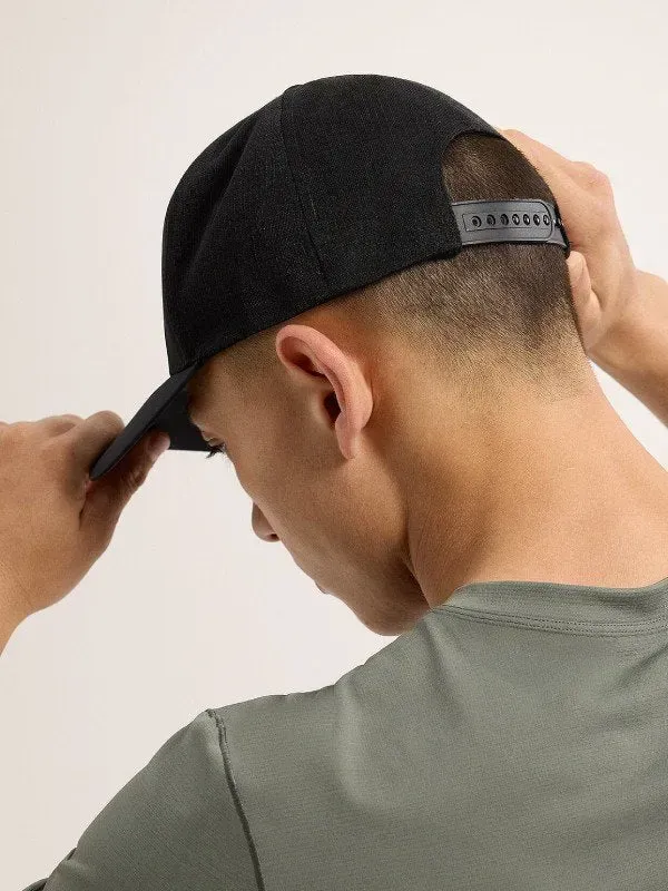 Arcteryx Bird Word Trucker Curved Black/Graphite
