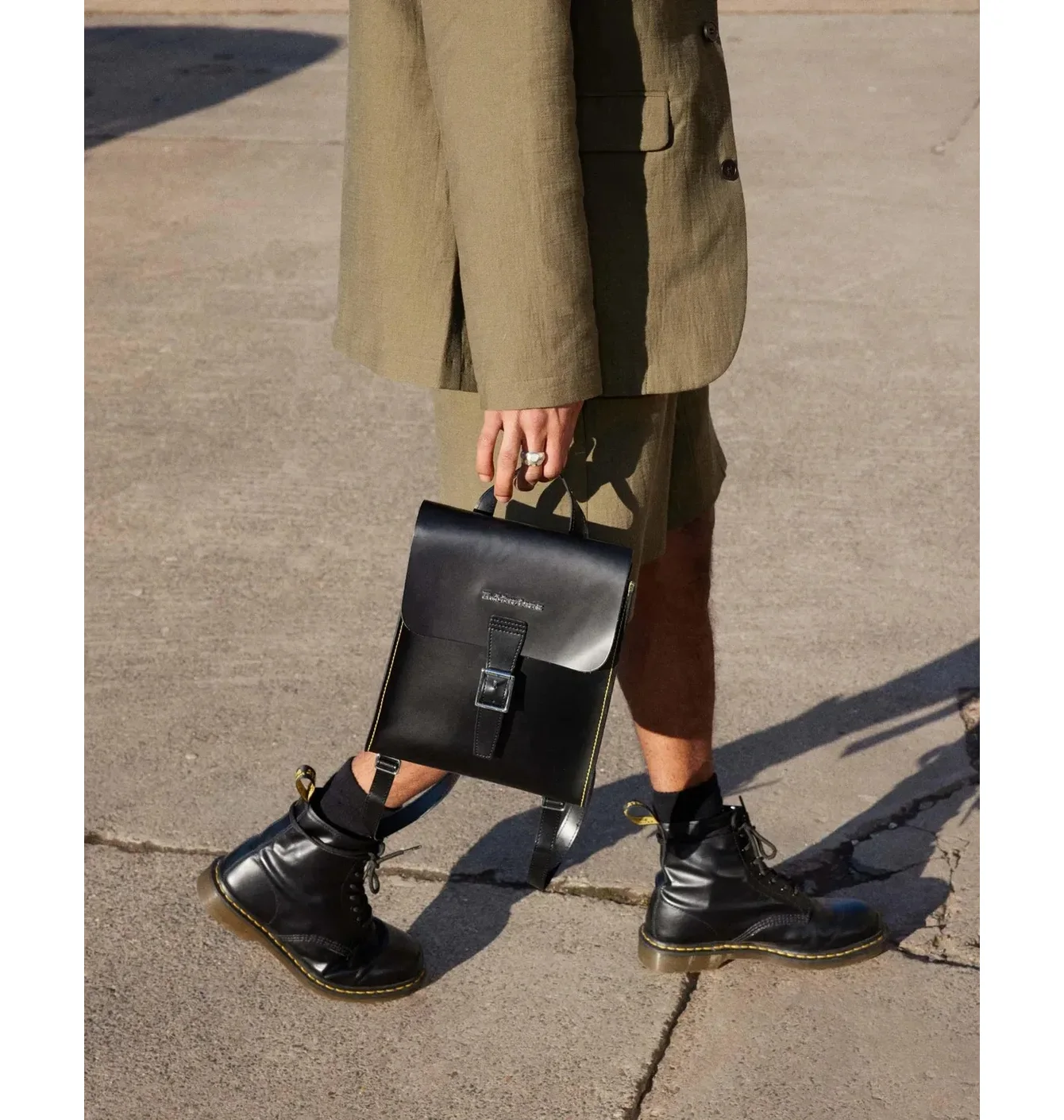 Рюкзак жіночий Dr. Martens Mini Black AB101001