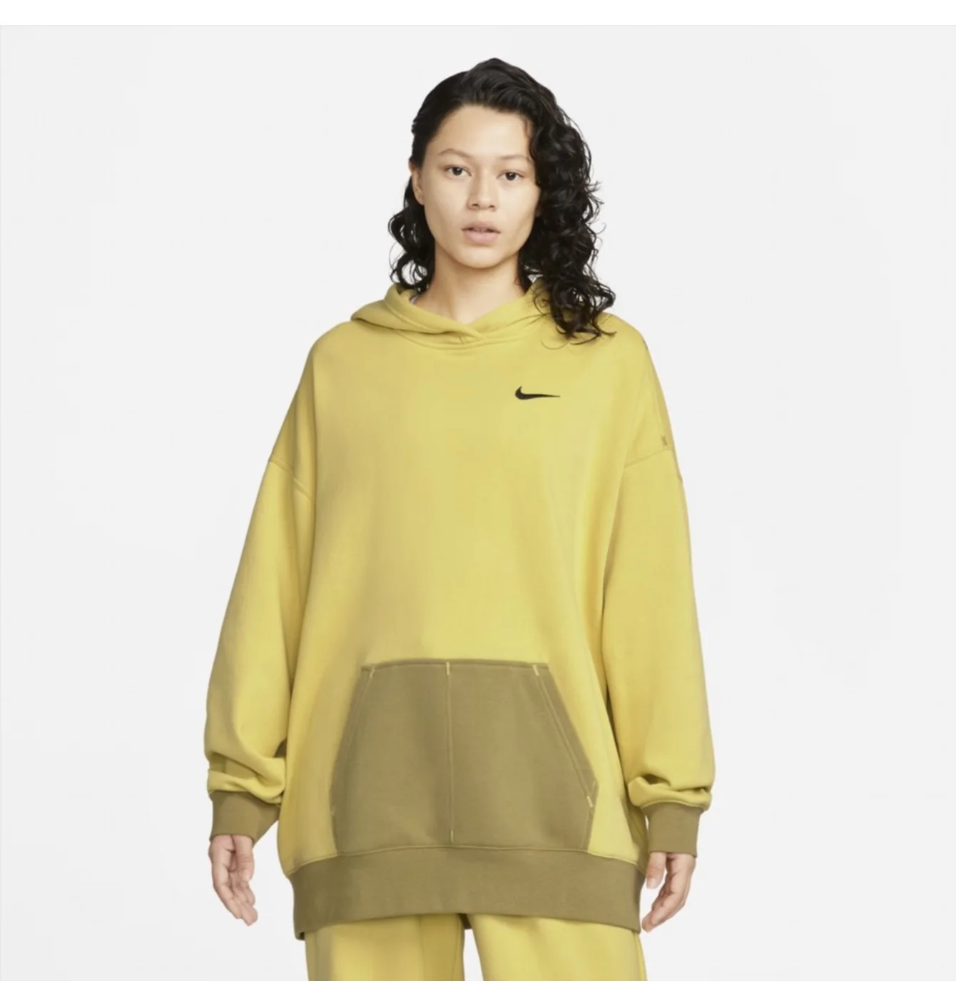NIKE SPORTWEAR SWOOSH