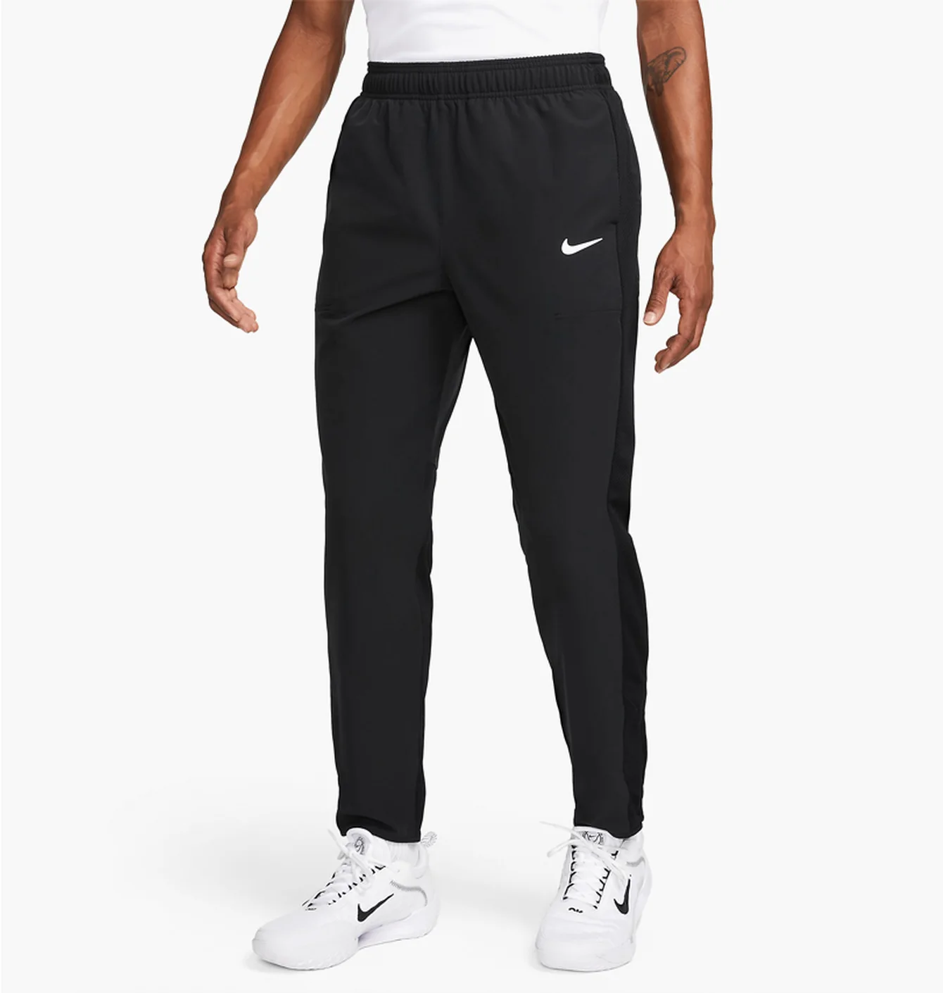 NIKE COURT