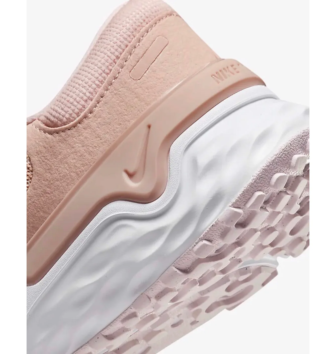 Кросівки жіночі Nike Renew Run 4 Beige DR2682-600