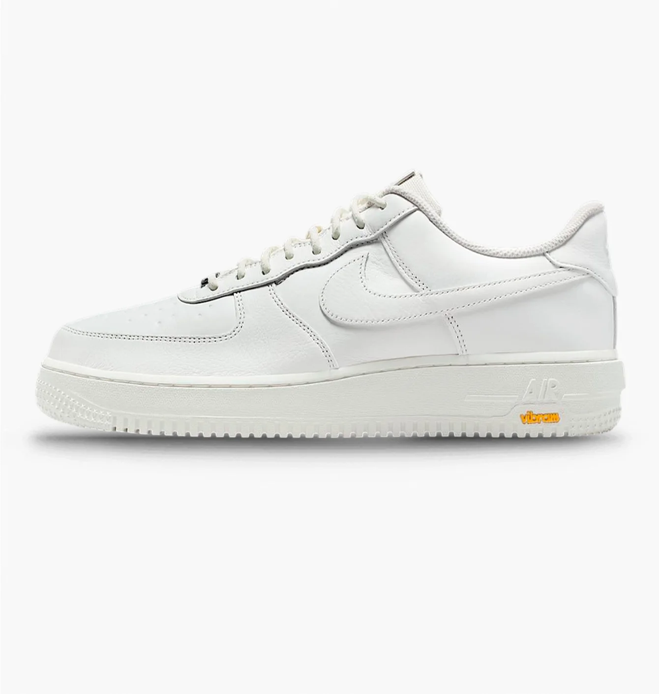 Кросівки чоловічі Nike Air Force 1 Gore-Tex Vibram White HV5953-100