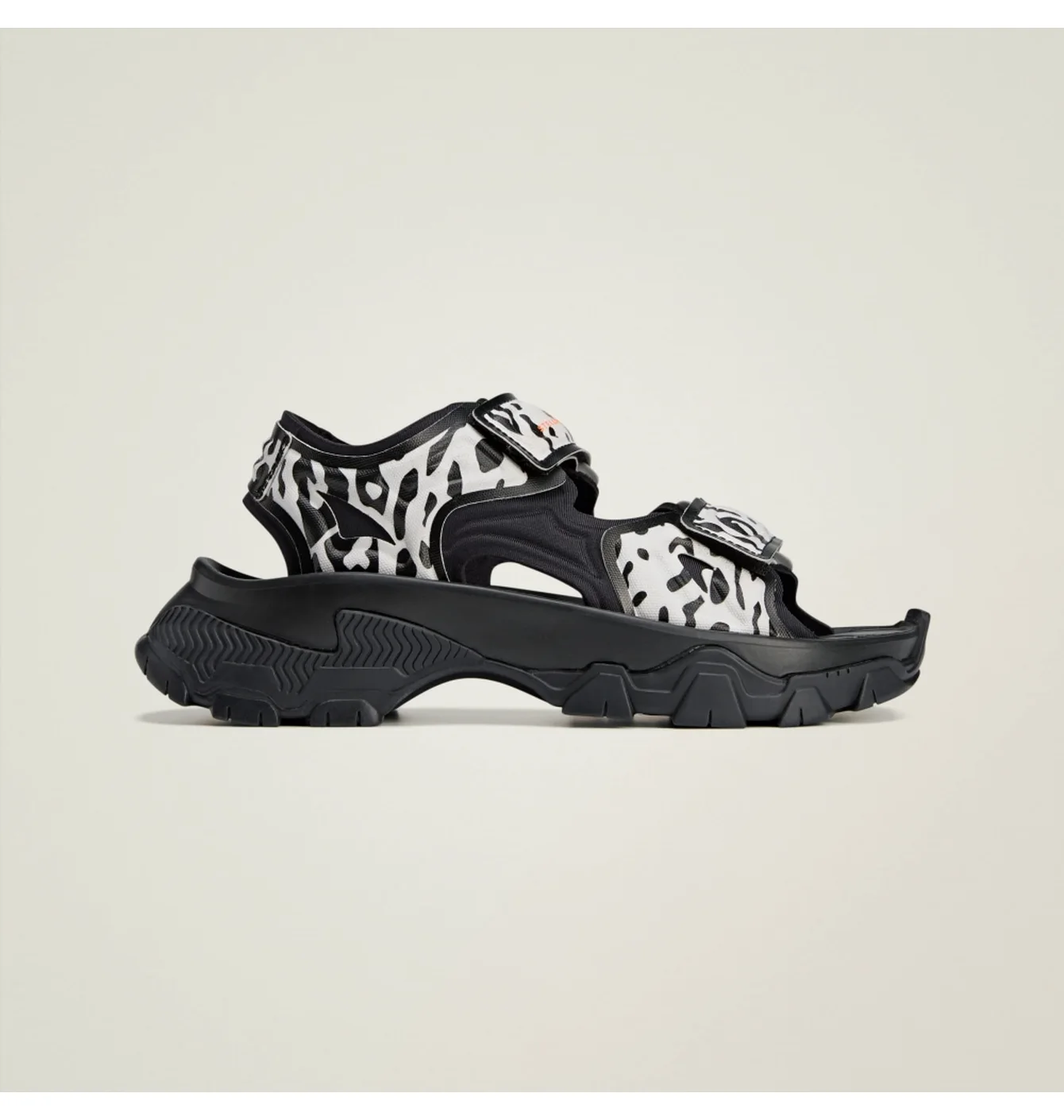 Сандалі жіночі Adidas By Stella Mccartney Hika Outdoor Sandals Black/White IF1797