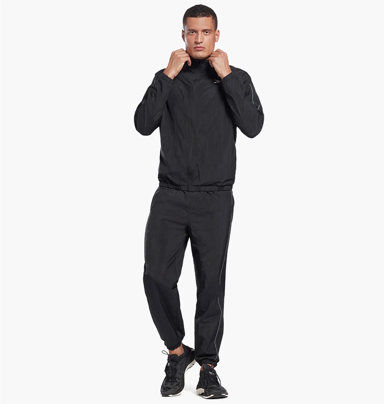 Reebok Tracksuit Jkt