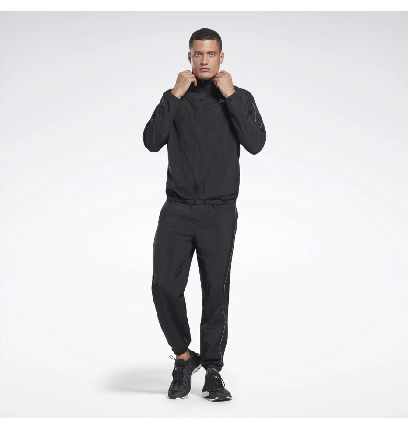 Reebok Tracksuit Jkt
