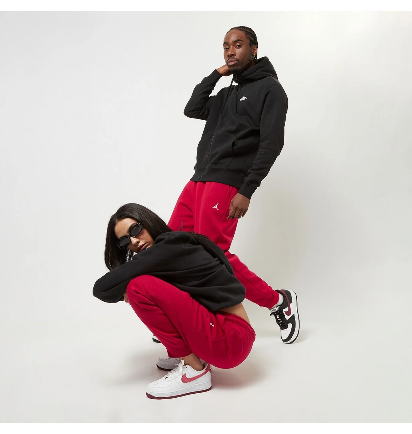Штани чоловічі Air Jordan Essential Fleece Pants Red FV7277-687