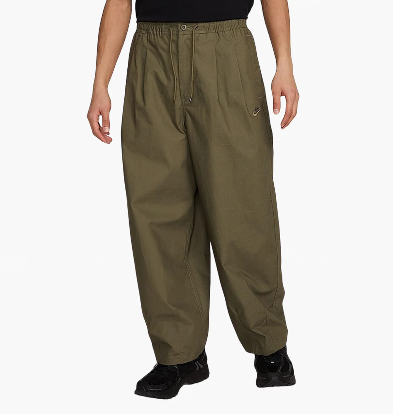Штани чоловічі Nike Club Balloon Pants Olive HJ1974-222