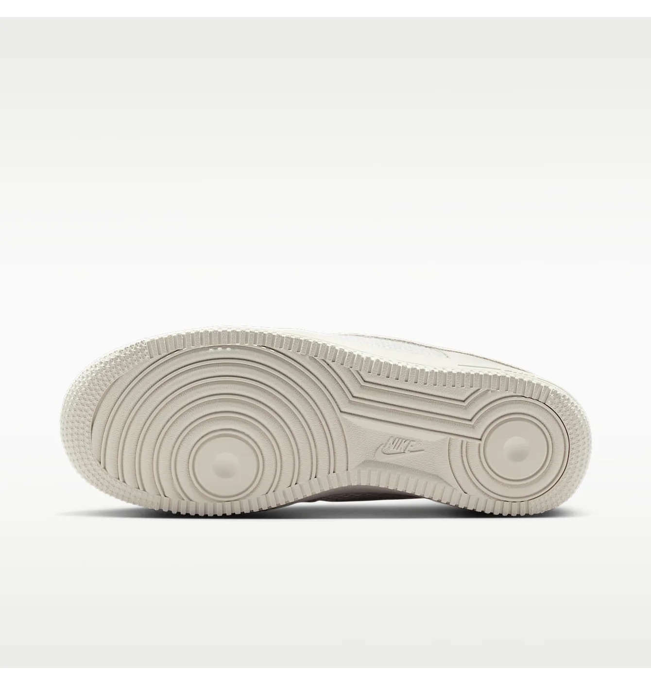 Кросівки жіночі Nike Air Force 1 07 Beige IQ0275-030