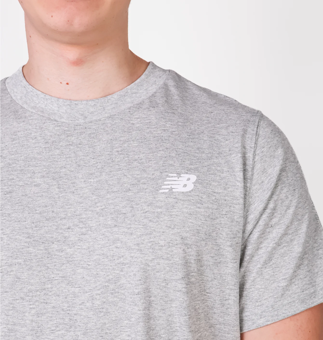 Футболка чоловіча New Balance Sport Arch Graphic Grey MT51985AG