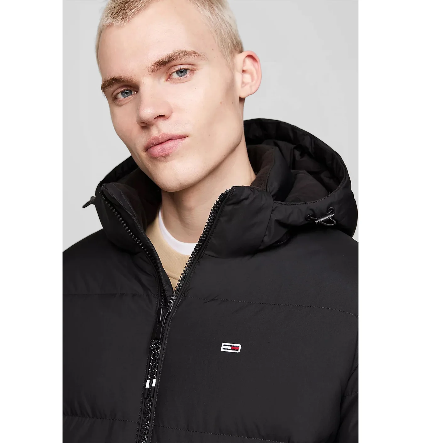 Пуховик чоловічий Tommy Jeans Essential Down Black DM0DM20466