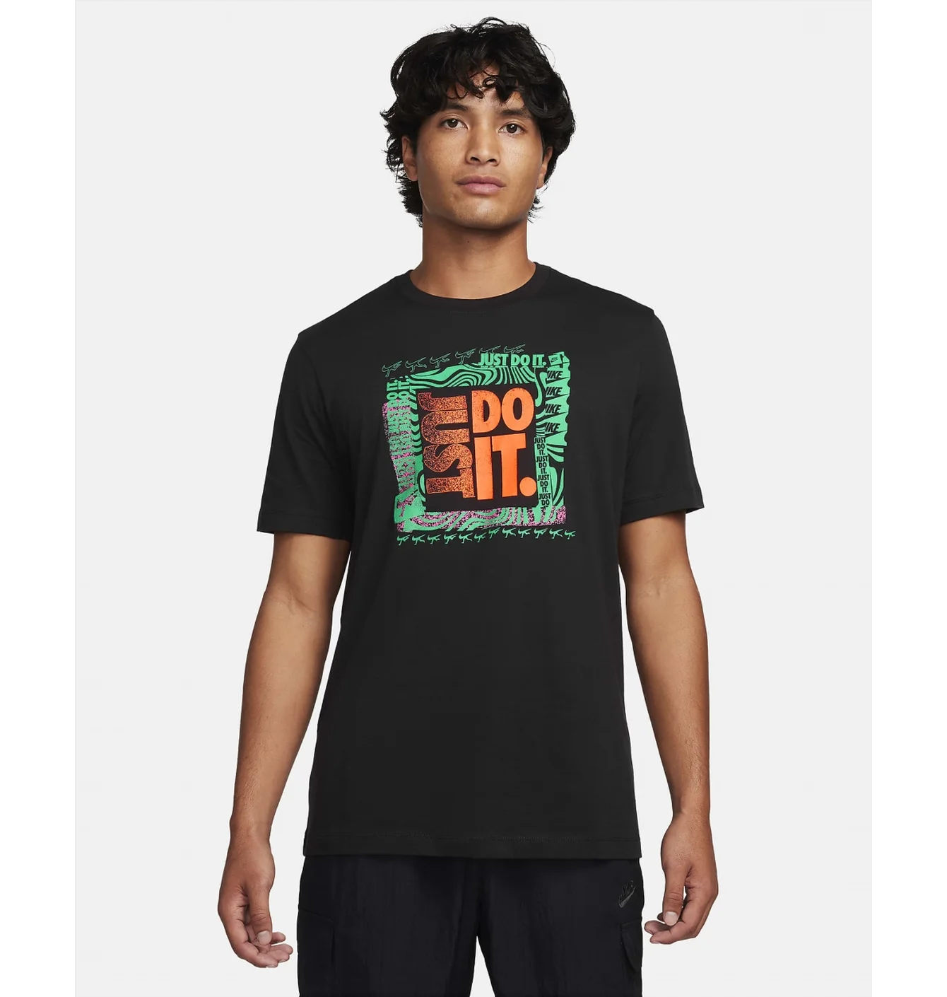 Nike Sportswear Tee