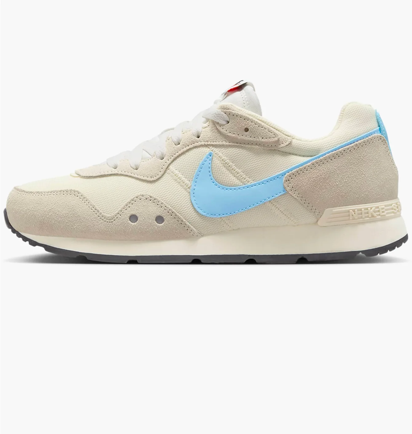 Nike Venture Runner
