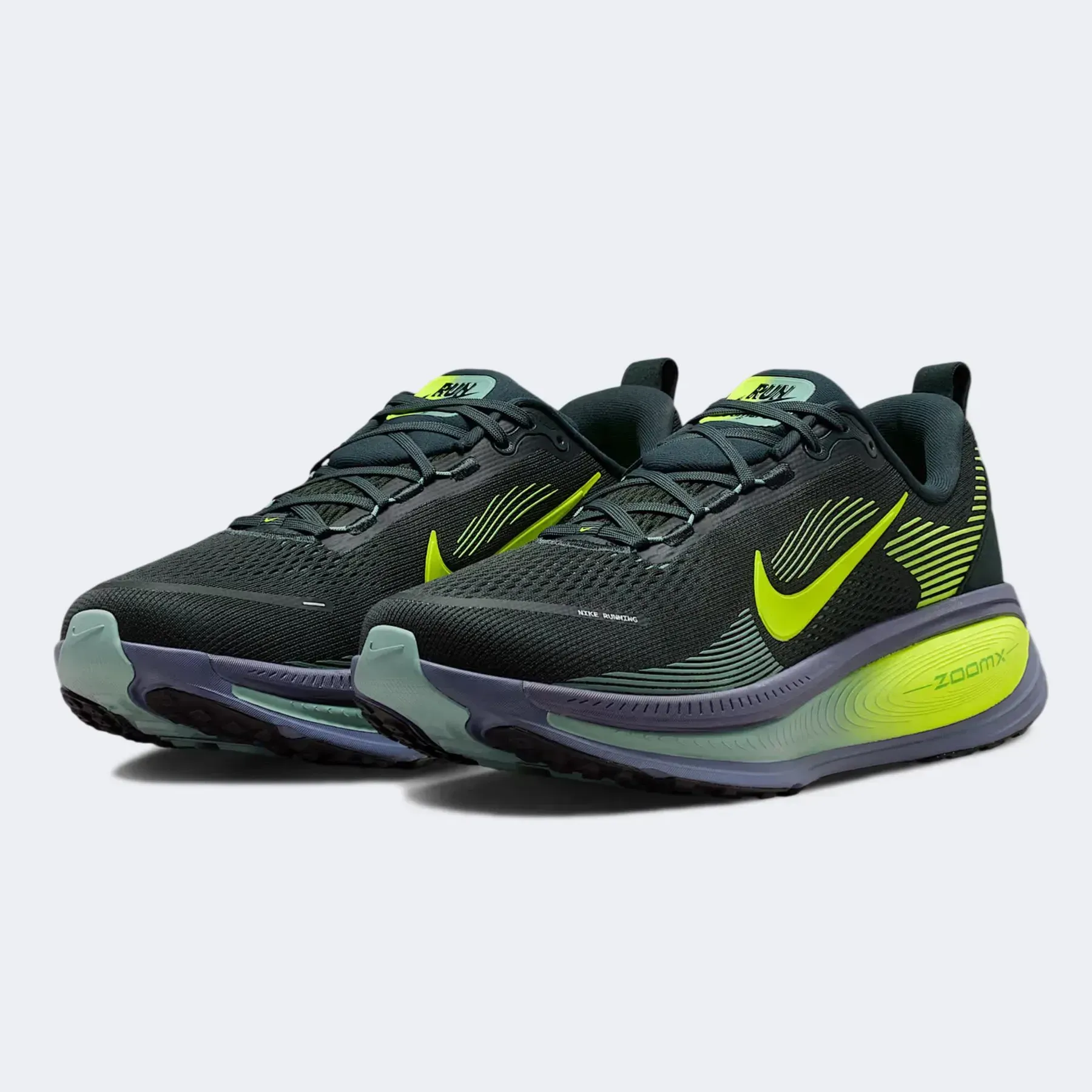 Кросівки чоловічі Nike Vomero 18 (HM6803-301)