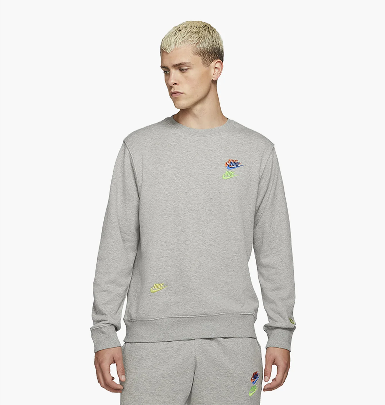 Свитшот Nike Sportswear Essentials+