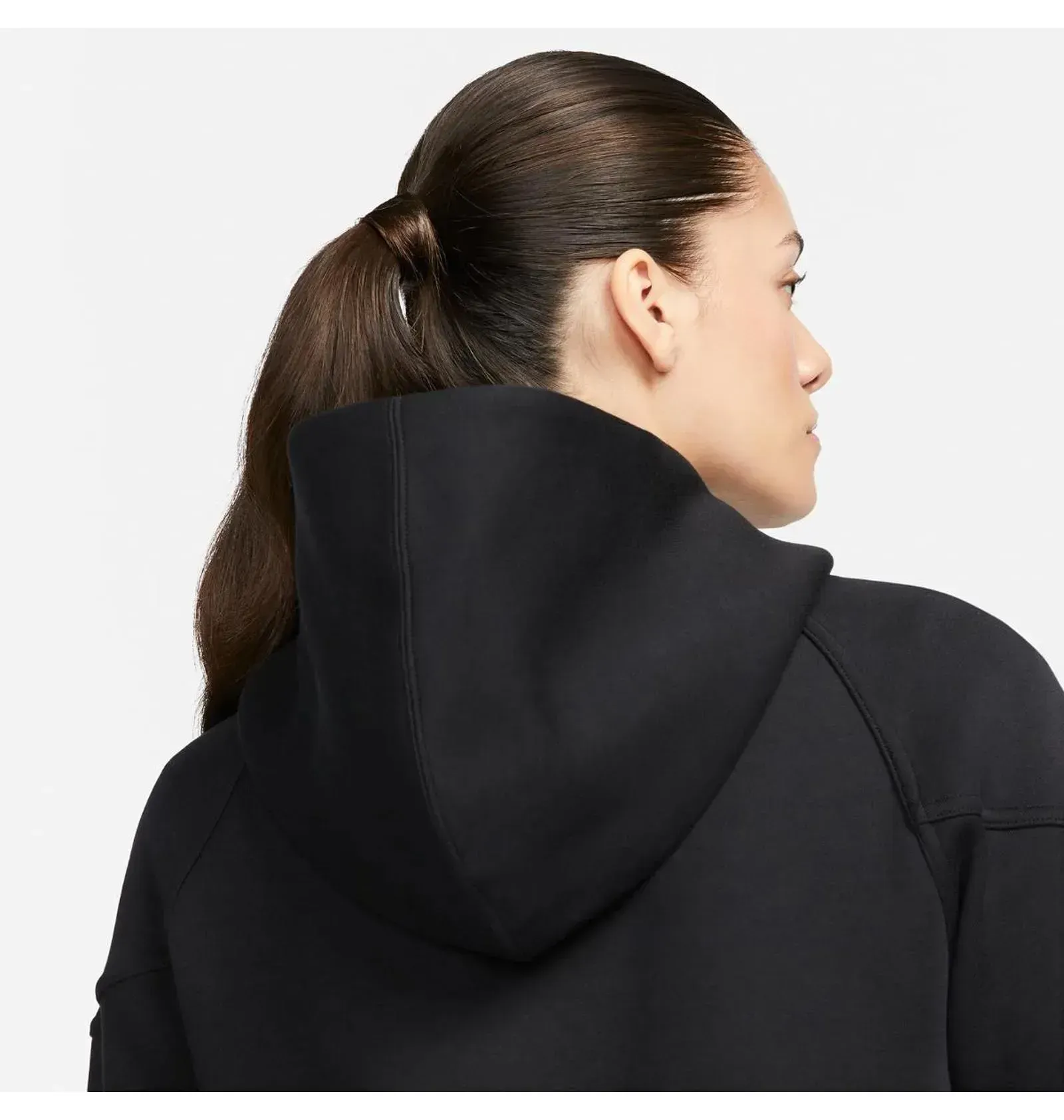 NIKE TECH FLEECE