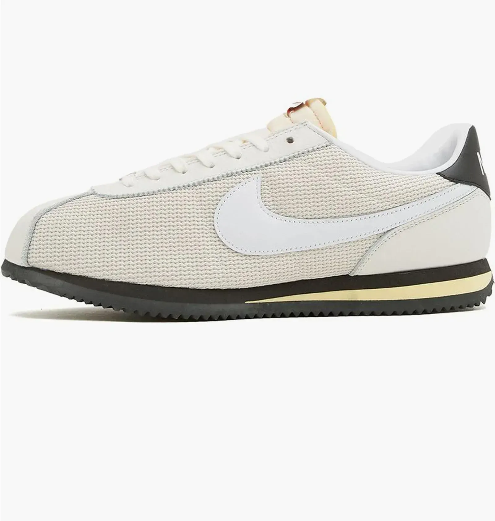Кросівки жіночі Nike Cortez (FZ4630-100)