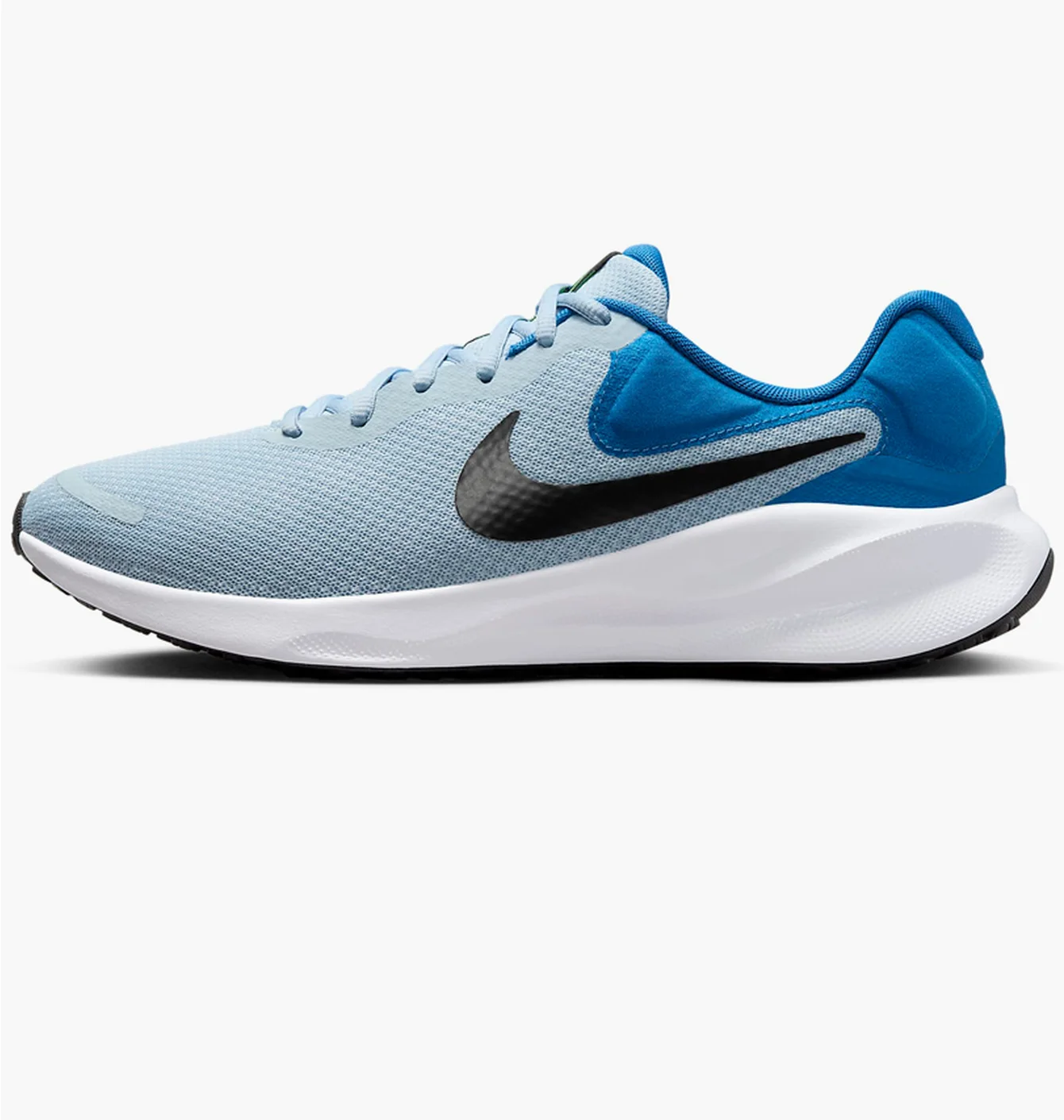 Nike REVOLUTION 7