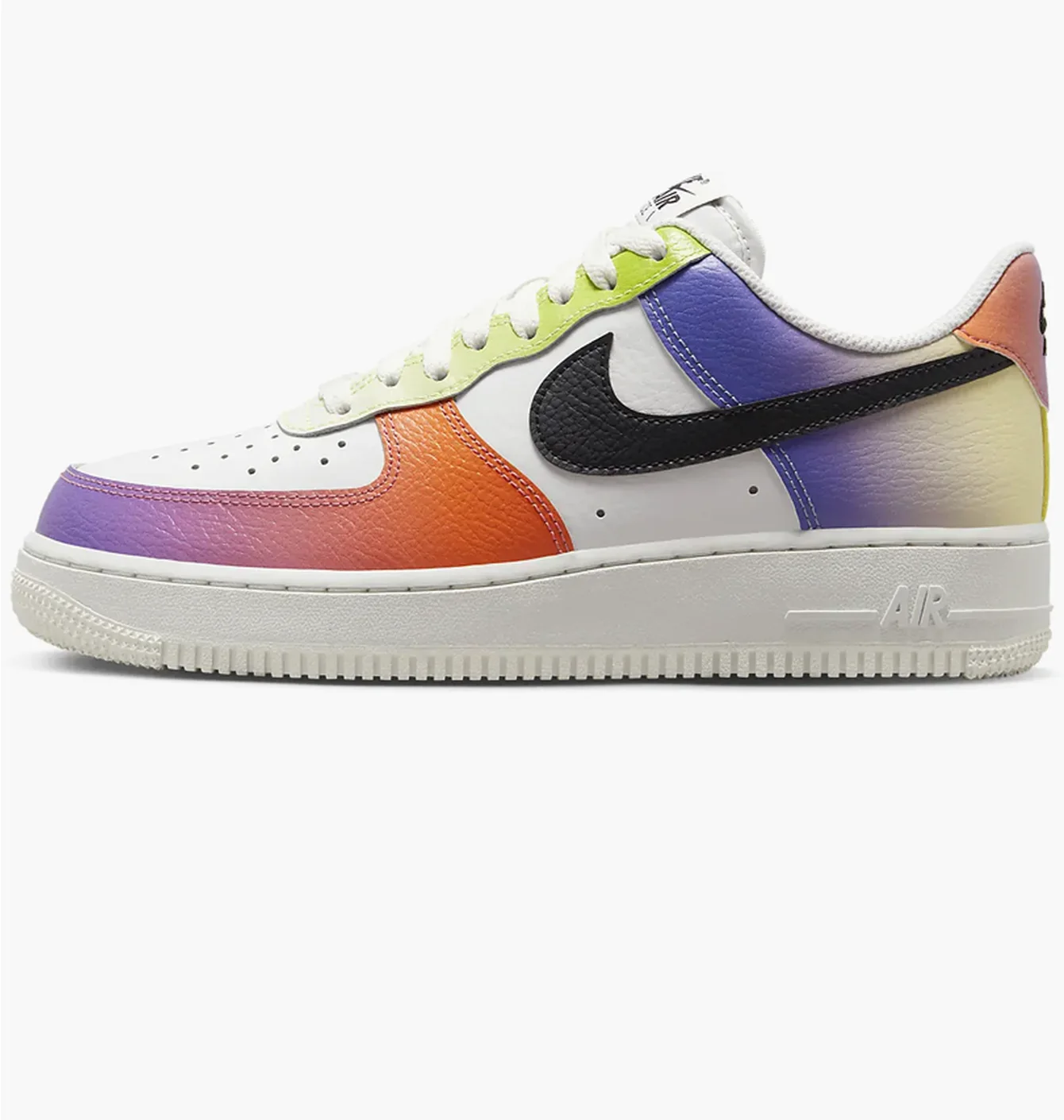 W NIKE AIR FORCE 1