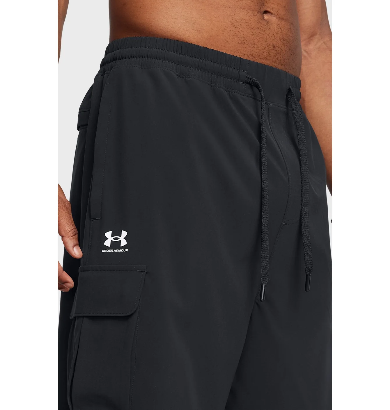 Шорти чоловічі Under Armour Vibe Woven Cargo Short Black 1386560-001