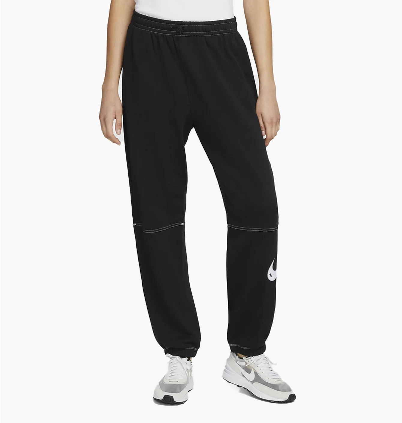 NIKE SWOOSH