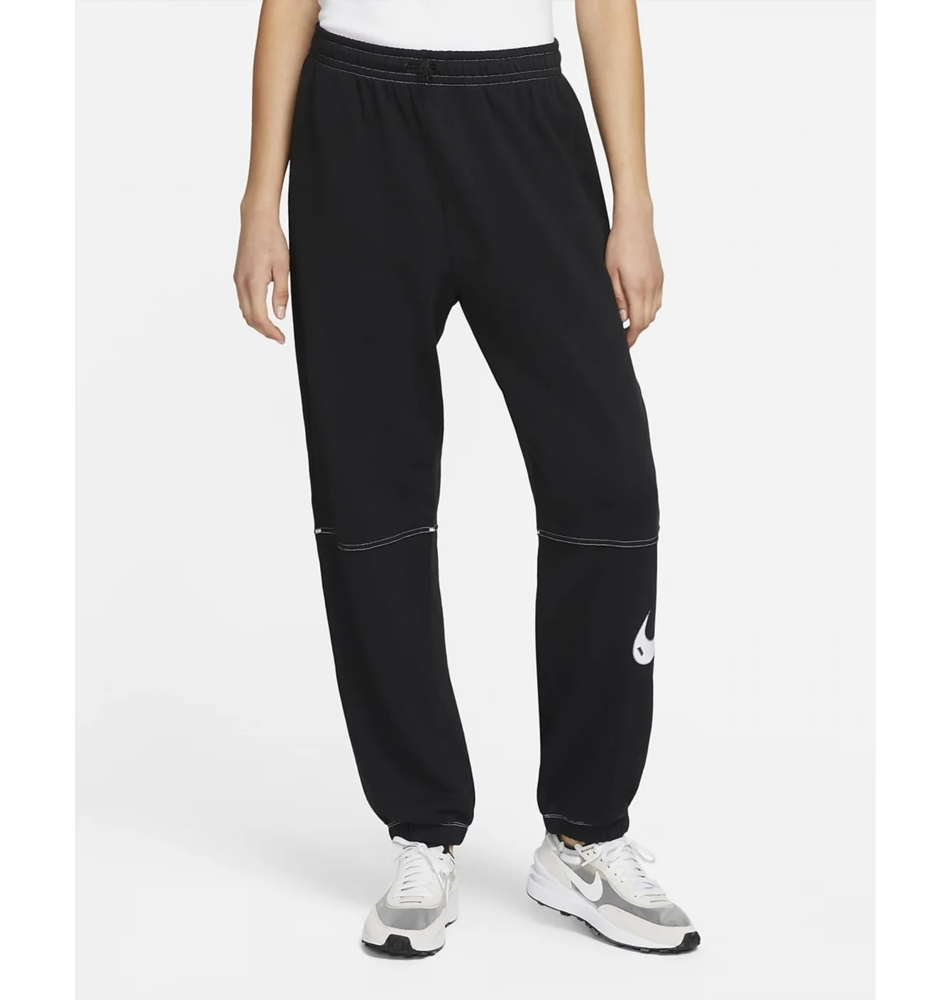 NIKE SWOOSH