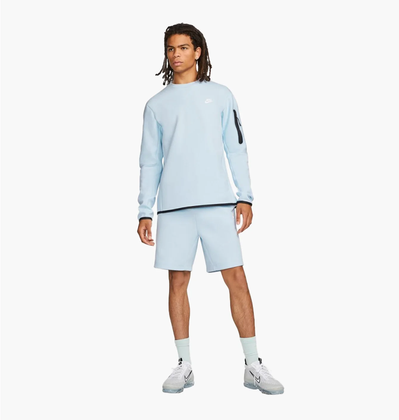 NIKE TECH