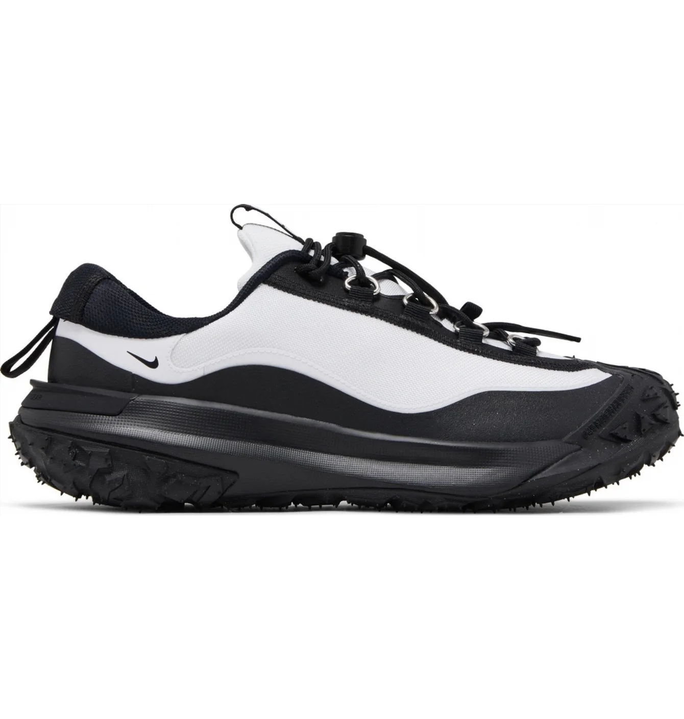 NIKE ACG MOUNTAIN FLY 2 LOW x Comme Des Garçons