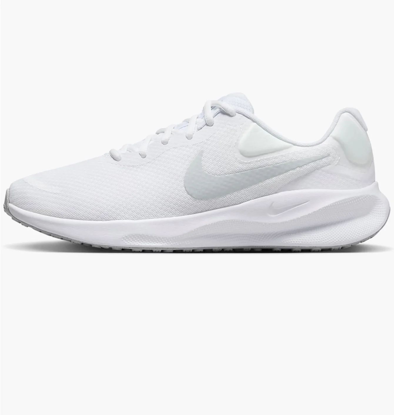 Nike REVOLUTION 7