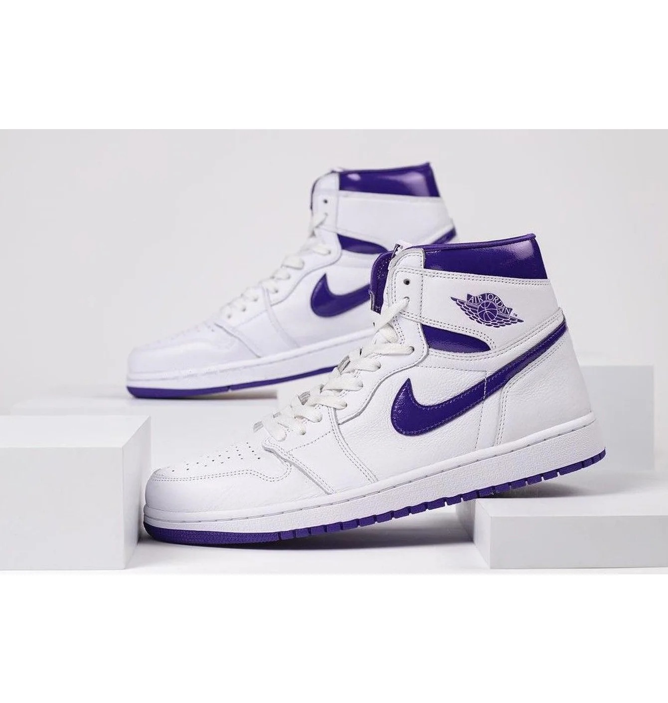 Air Jordan 1 Court Purple (W)