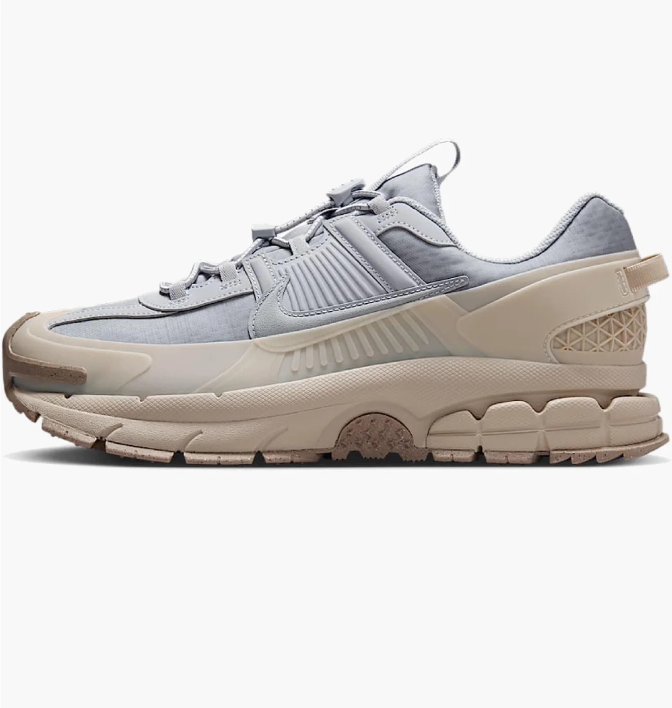 NIKE ZOOM VOMERO ROAM