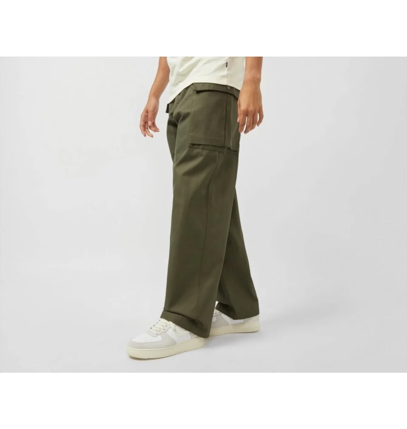 NIKE LIFE CARGO PANTS