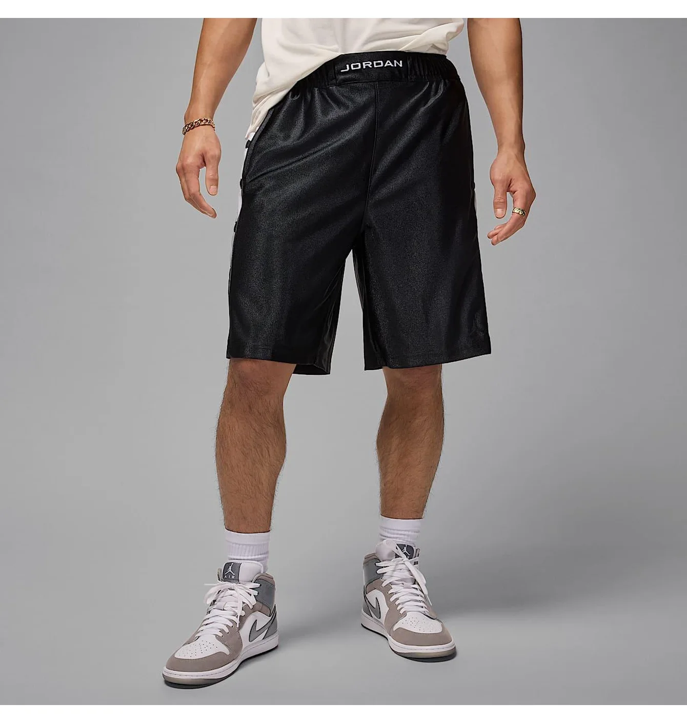 JORDAN BROOKLYN CAT SCRATCH SHORTS