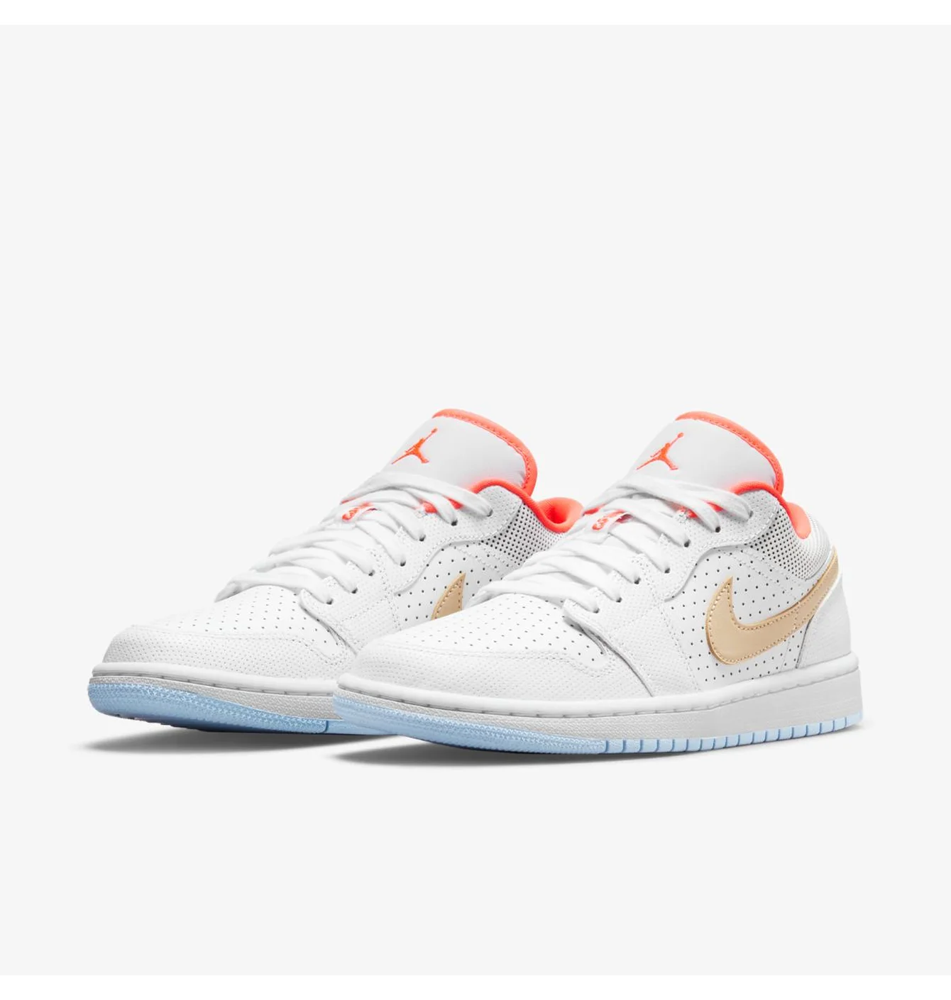 Кроссовки WMNS AIR JORDAN 1 LOW SE