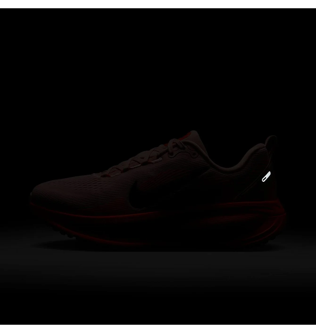 W NIKE AIR ZOOM VOMERO 18