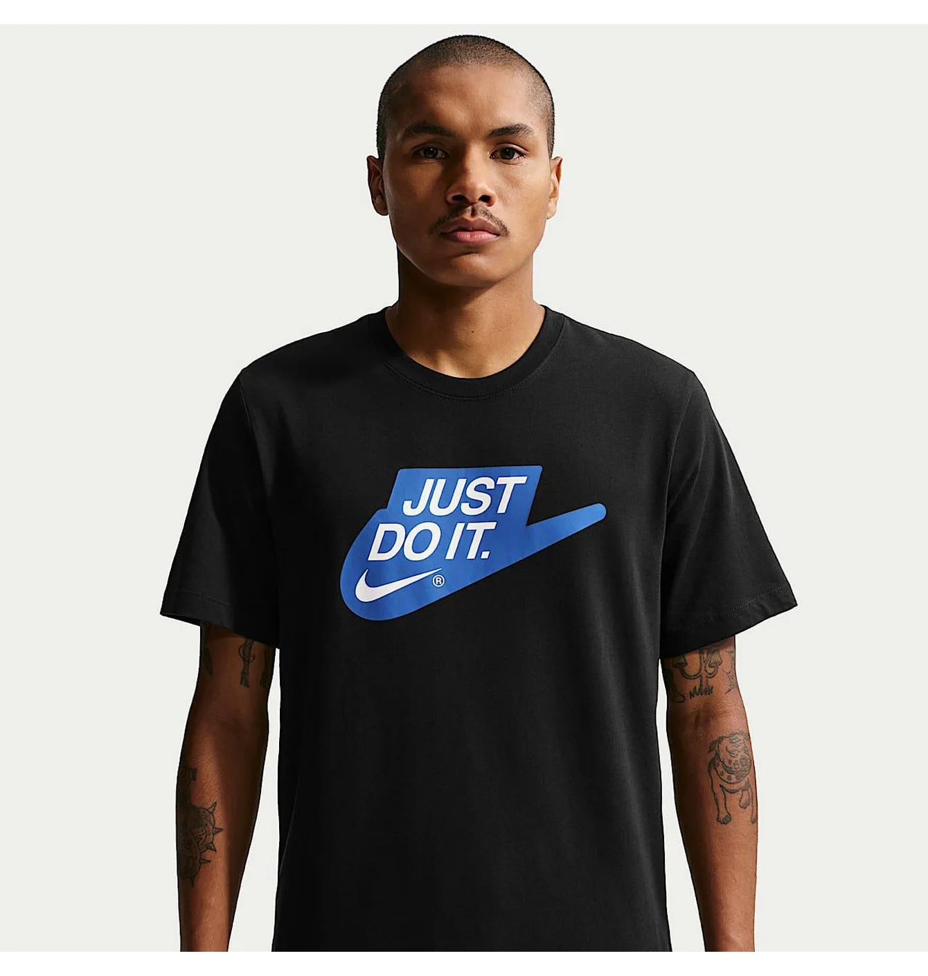 Футболка чоловіча Nike Sportswear Black IO9512-010