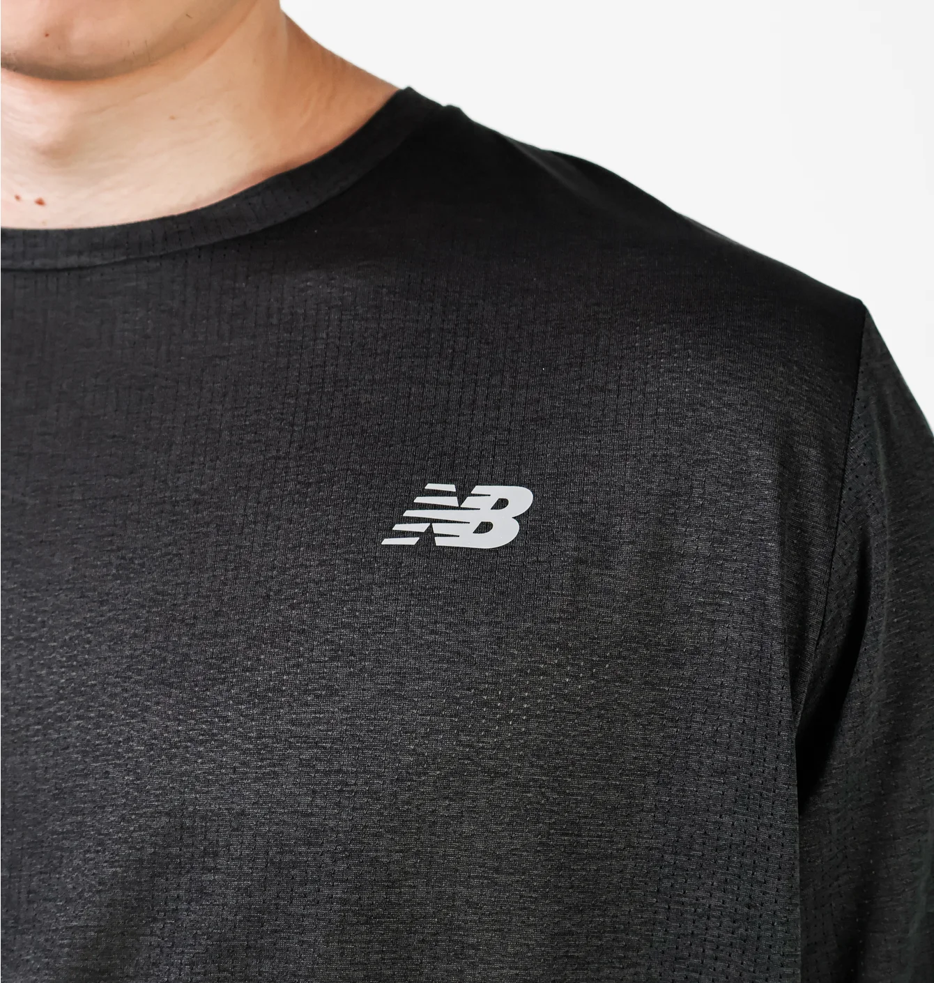 Лонгслів чоловічий New Balance Athletics Long Sleeve Black MT41256BK