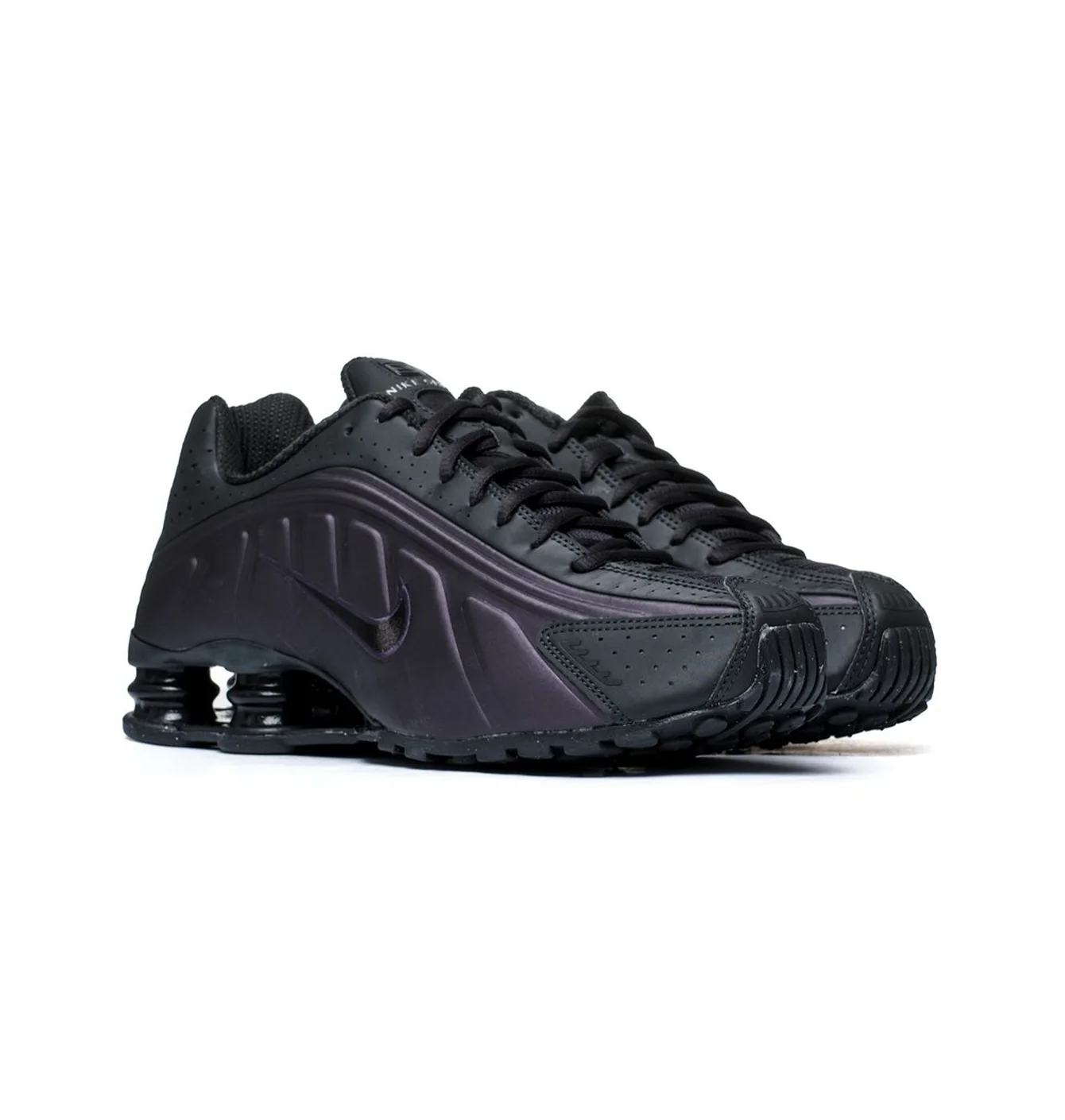 Кросівки чоловічі Nike Shox R4 MenS Shoes Black HQ1988-500