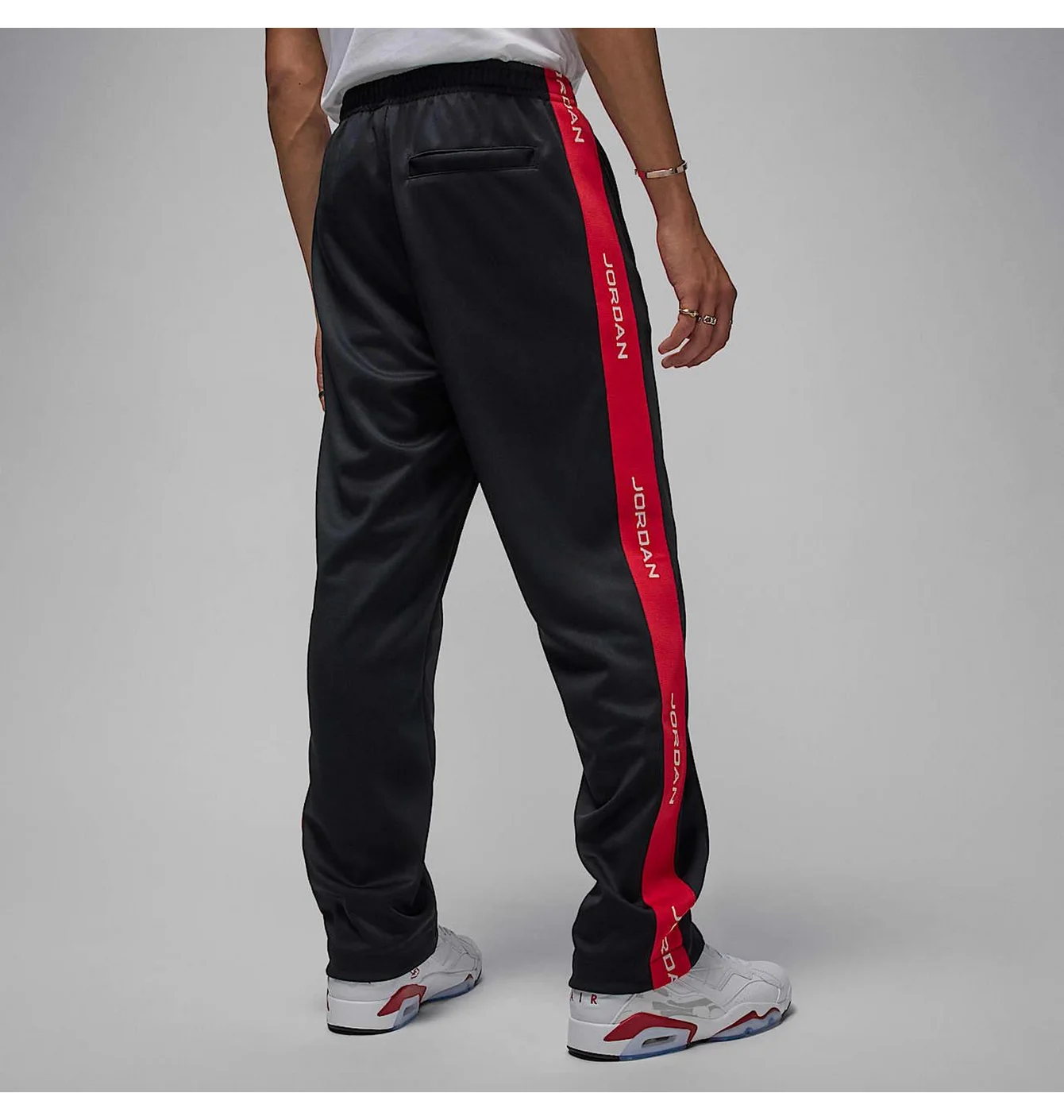 Штани чоловічі Air Jordan Essentials Black HF9341-011