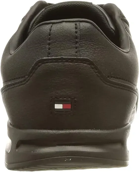 Tomy Hilfiger