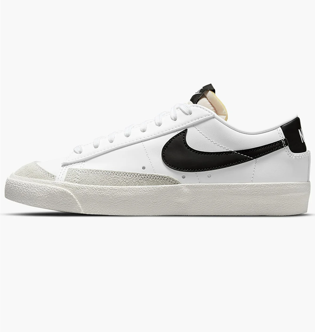 Nike blazer low