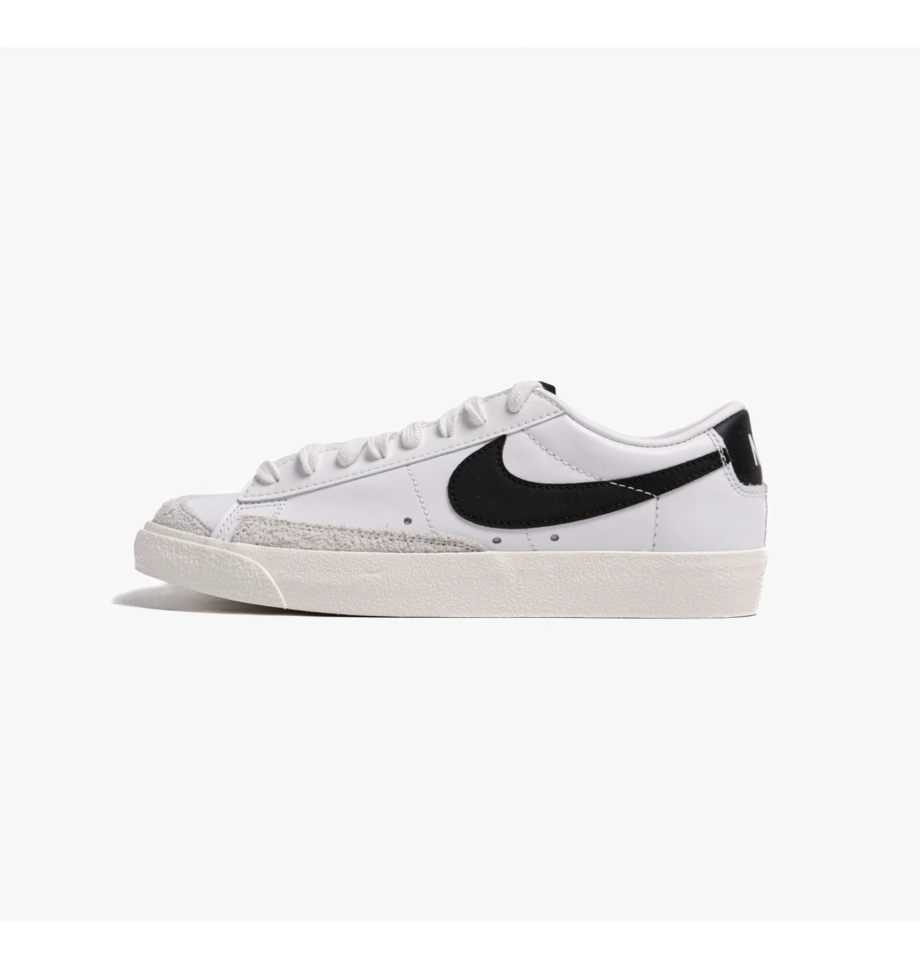 Nike blazer low