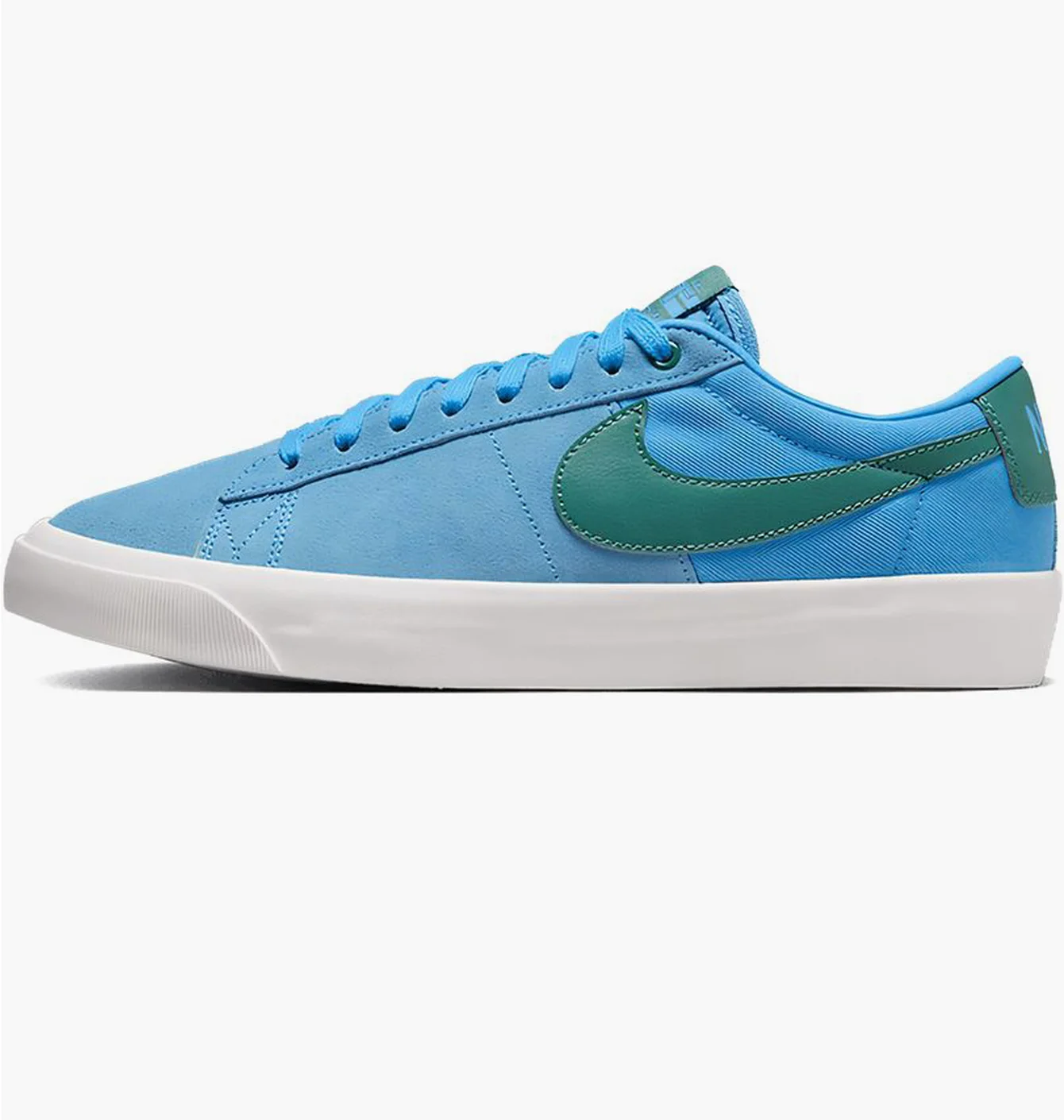 Кросівки унісекс Nike Zoom Blazer Low Pro Gt Sb Light Blue FJ1679-400