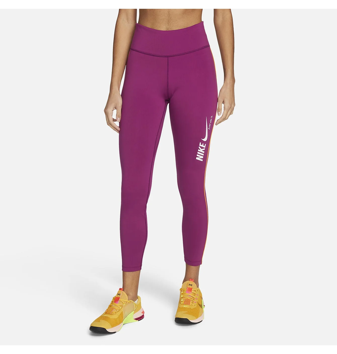 NIKE DRI FIT ONE