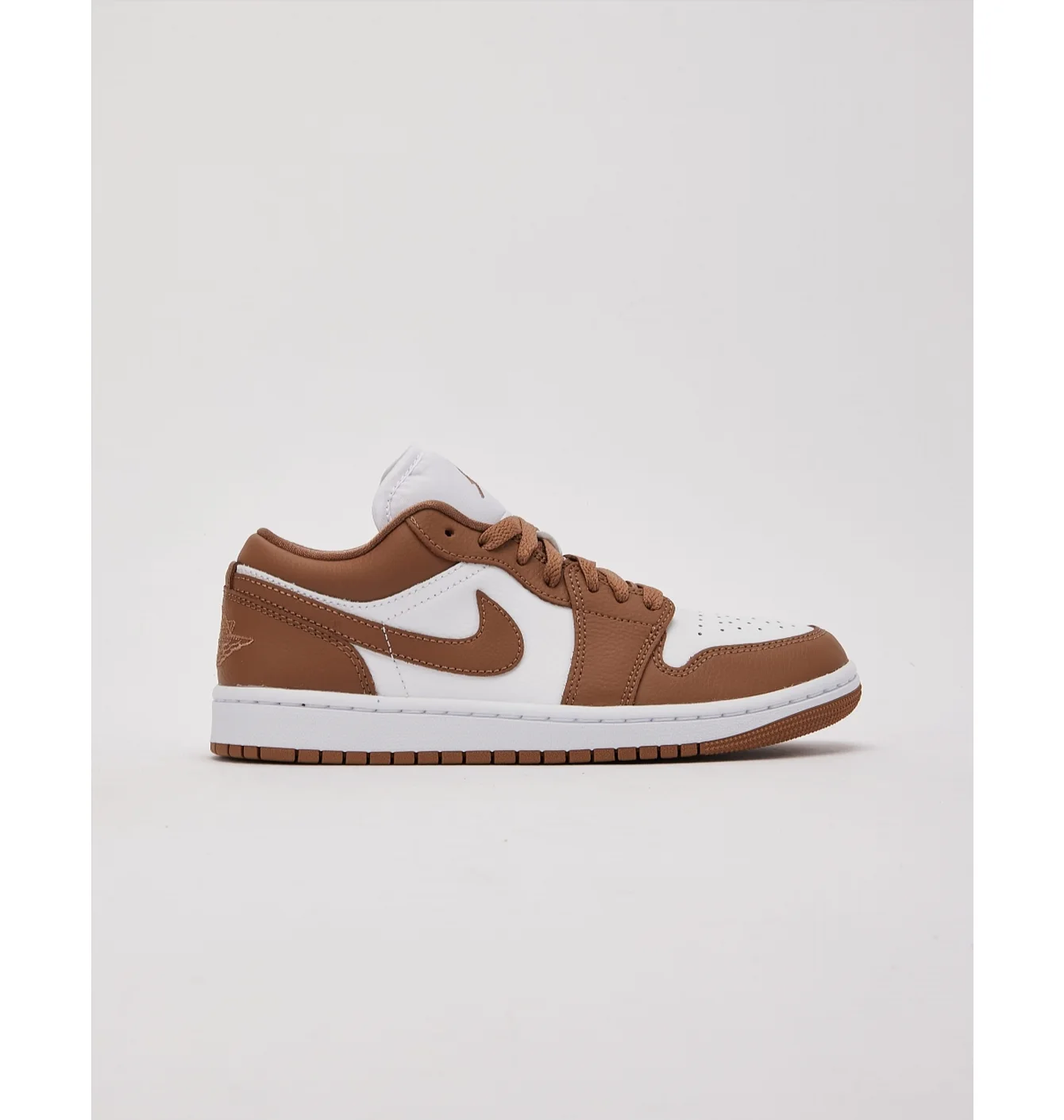 Кросівки W Air Jordan 1 Low Archaeo Brown White