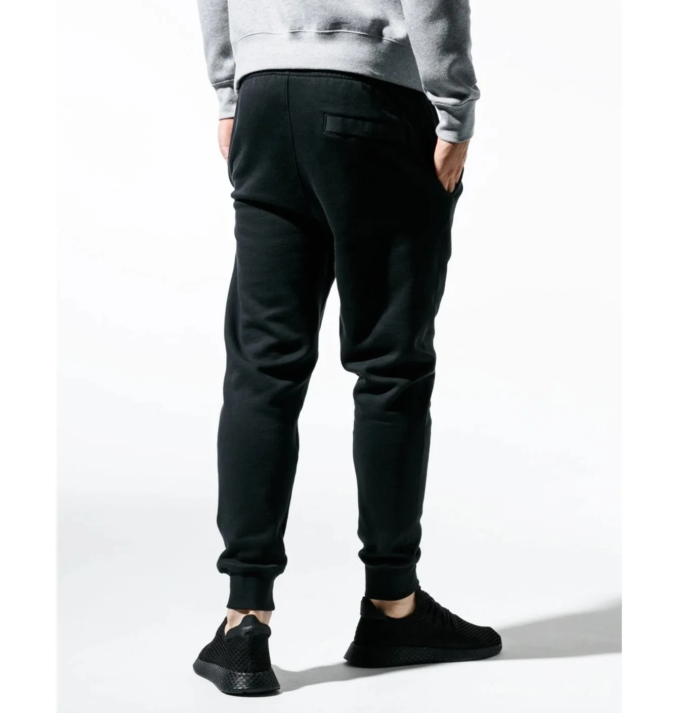 е Nike Men's Club