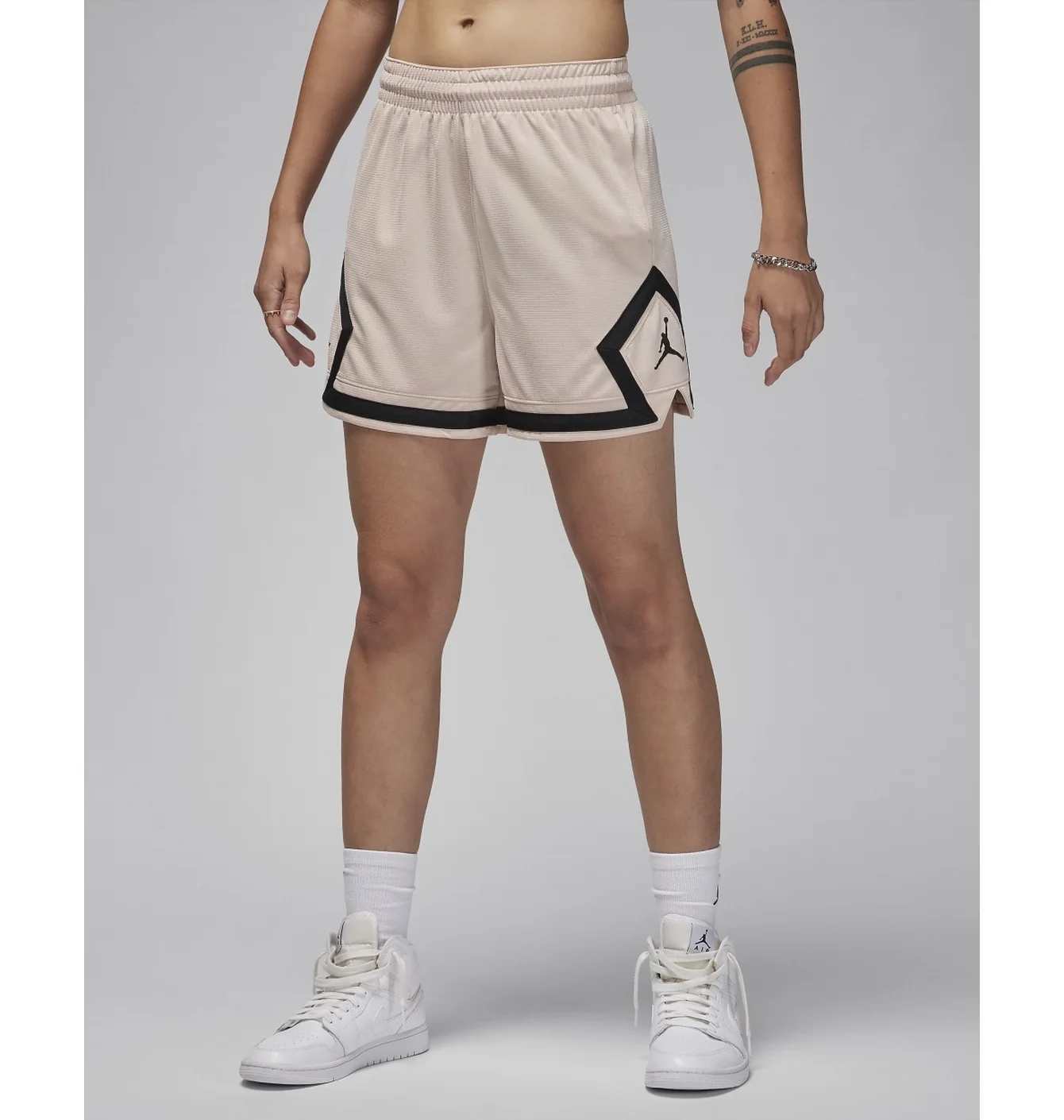 Шорти жіночі Air Jordan Diamond Sport Beige FN5134-207