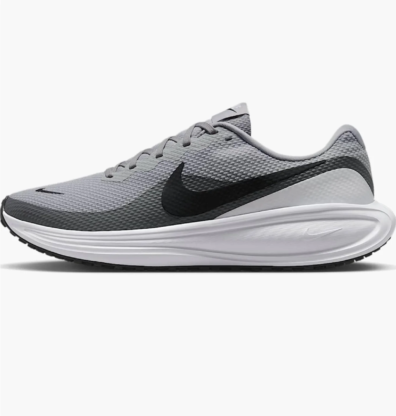 NIKE REVOLUTION 8
