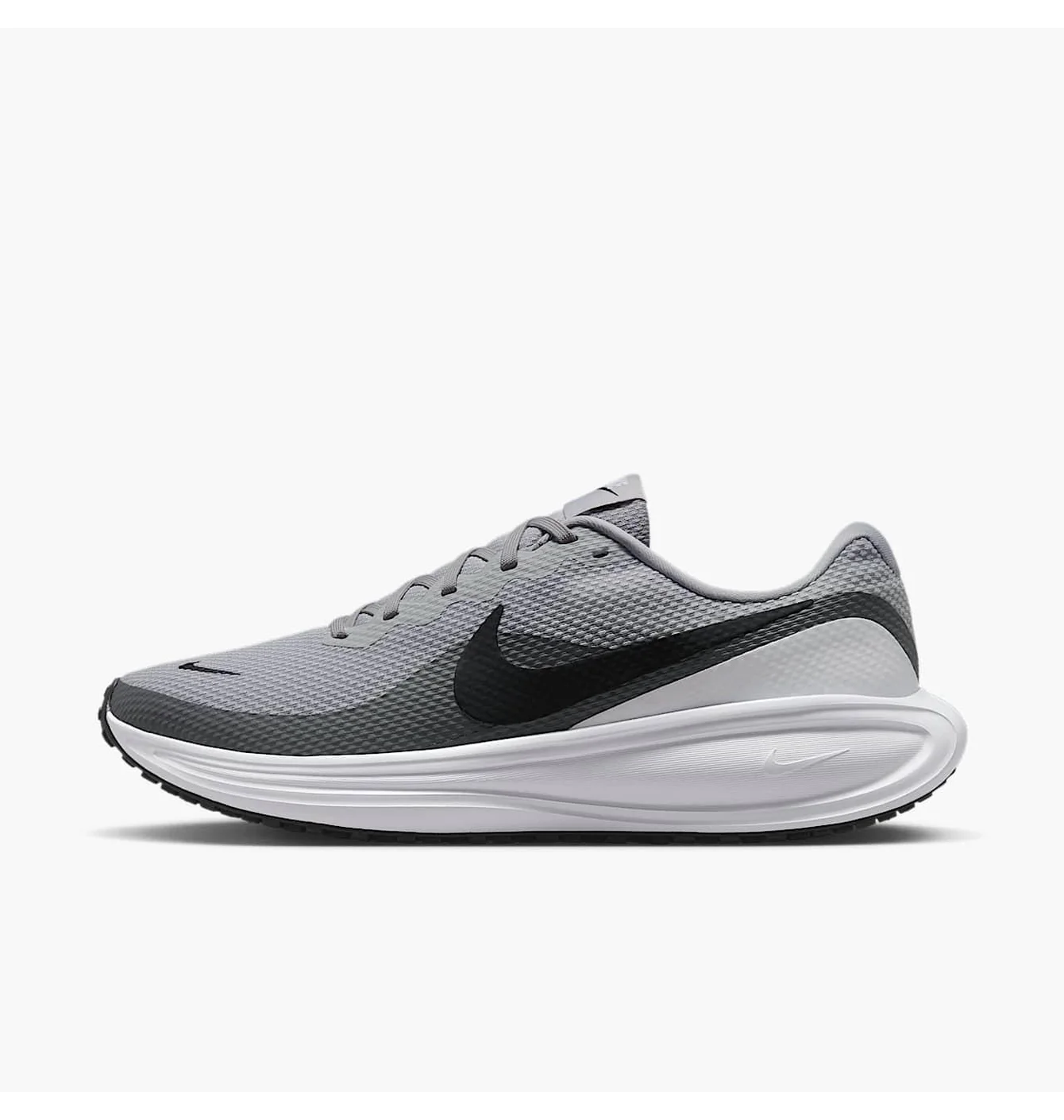 NIKE REVOLUTION 8