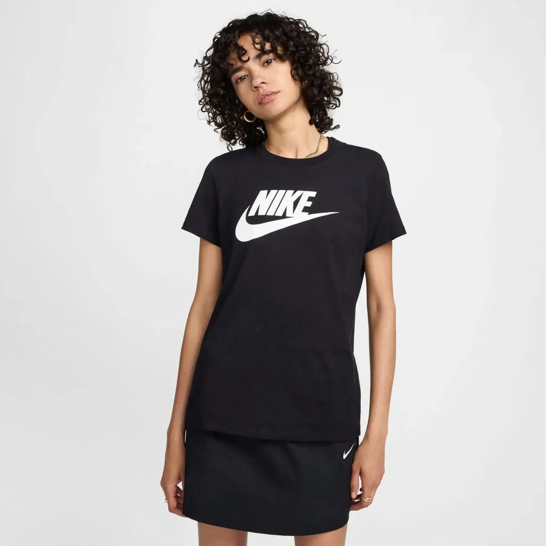NIKE SPORTSWEAR ESSENTIAL