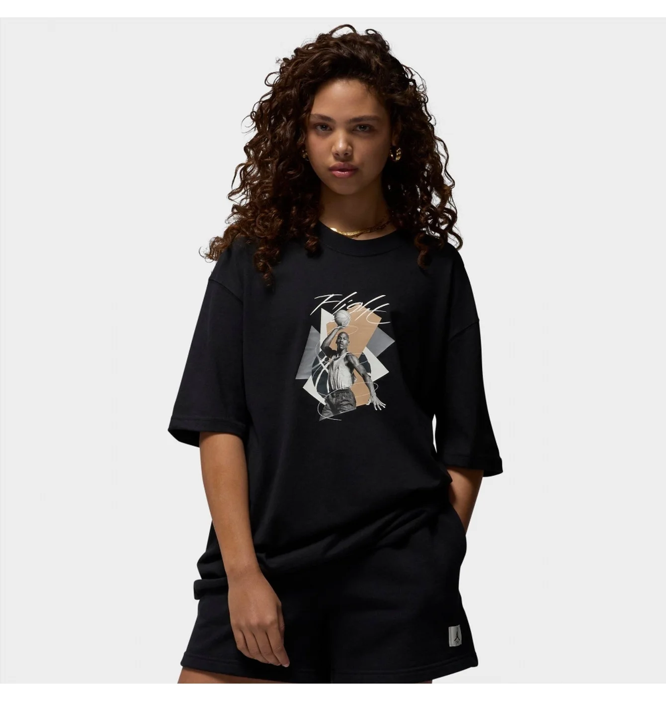 Футболка жіноча Nike Oversized Graphic T-Shirt Black FN5708-010